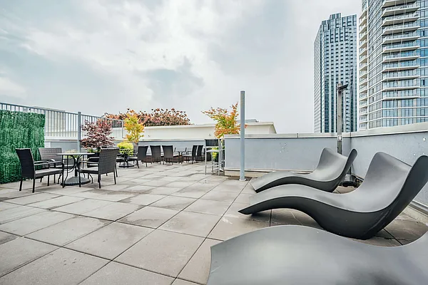 Rented by Carnegie Management Inc | media 32