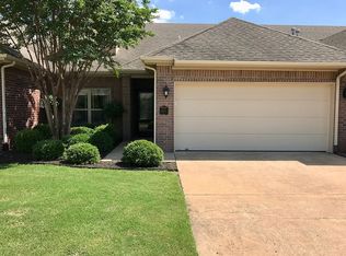 6605 W Valley View Rd, Rogers, AR 72758