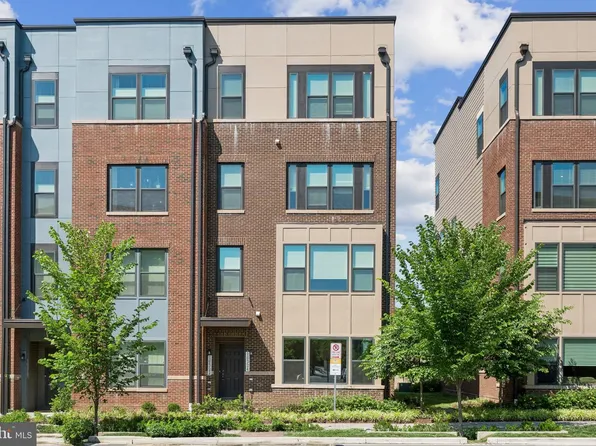 16324 Connors Way #11, Rockville, MD 20855