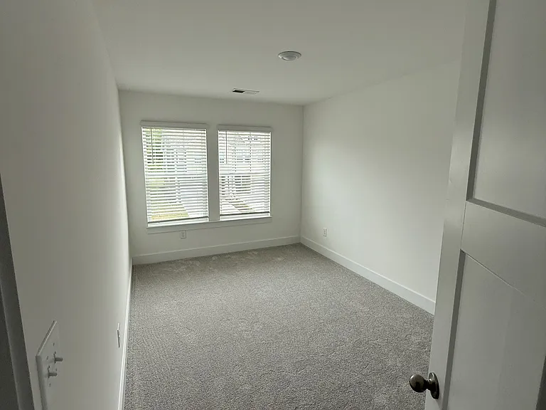 1239 Cherry Orchard Rd — Photo 17