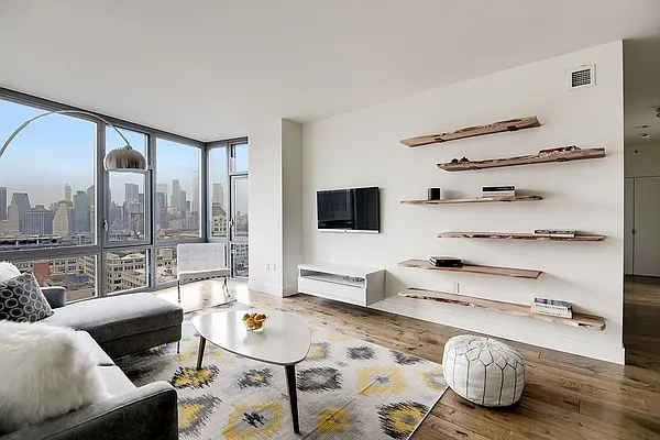 Sold by Compass | media 10