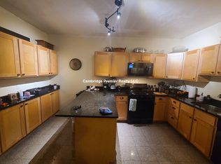 22 Bow St APT 3, Somerville, MA 02143