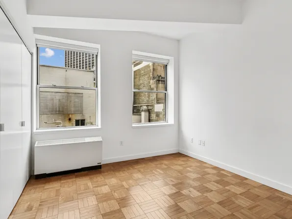 20 Exchange Place image 4 of 24