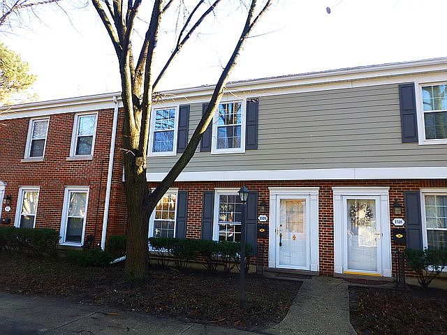 1st image of 1520 Pebblecreek Dr