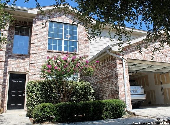 2nd image of 427 Diana Dr