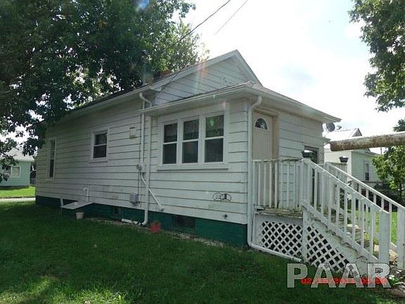 3rd image of 326 N Illinois St