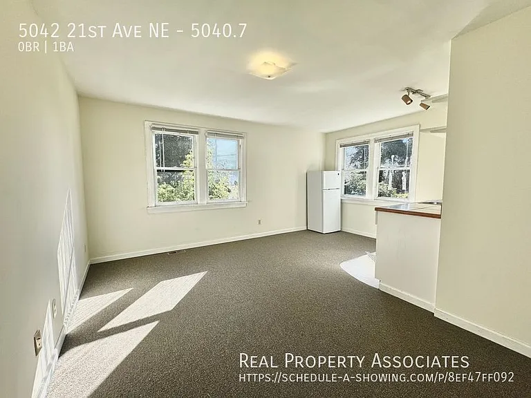 5042 21st Ave NE #5040.7 — Photo 6