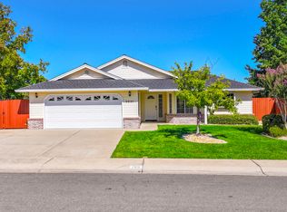 2931 Starburst Dr, Redding, CA 96001