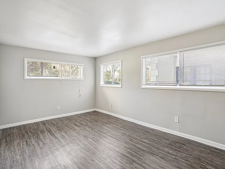 Buckhead Townhomes and Gardens — Photo 25