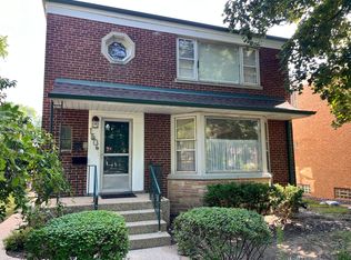 1506 Madison St #1, Evanston, IL 60202