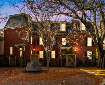 311 Essex St, Salem, MA, 01970