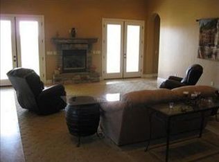 1042 Palm Ave, Ripon, CA 95366