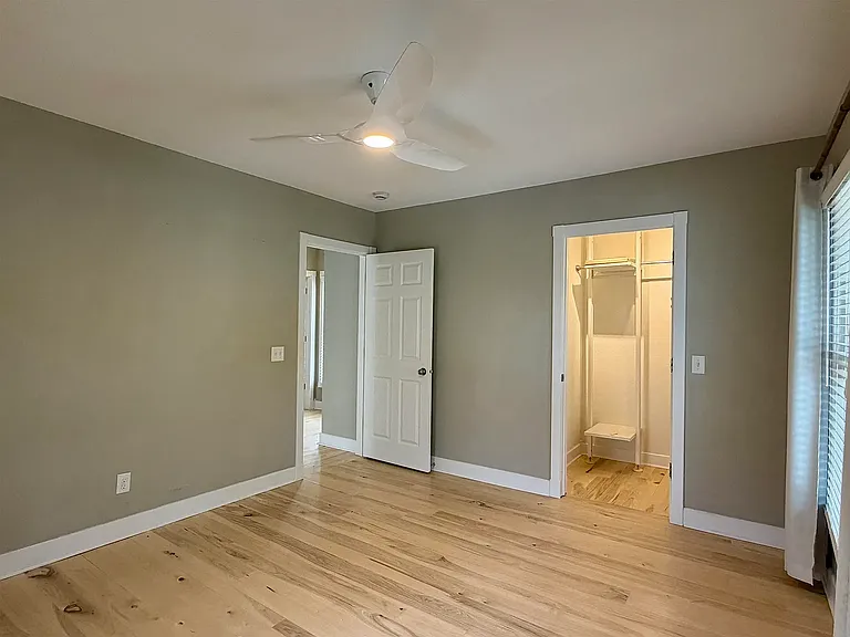824 E Dayton St — Photo 9