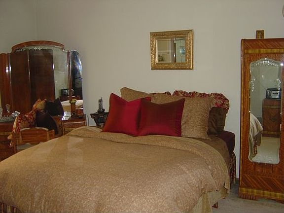 Bedroom #1