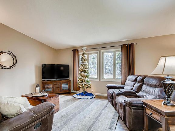4th image of 3030 166th Ln NE