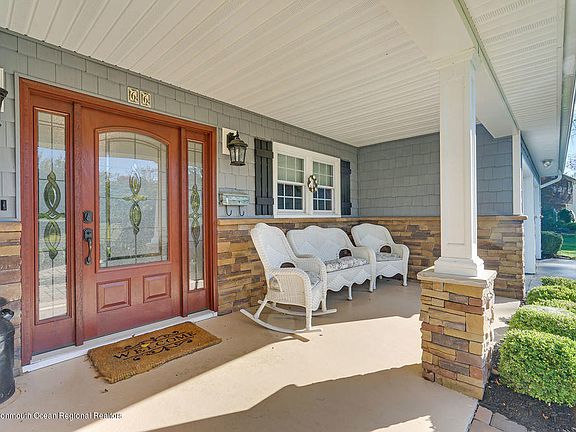 5th image of 66 Heritage Dr