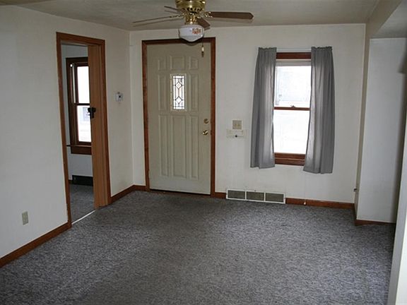 2nd image of 1112 N 6th Ave