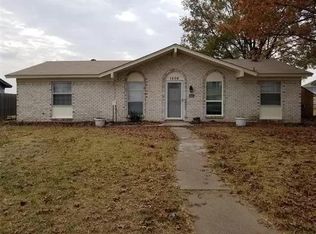 1506 Shorecrest Dr, Garland, TX 75040