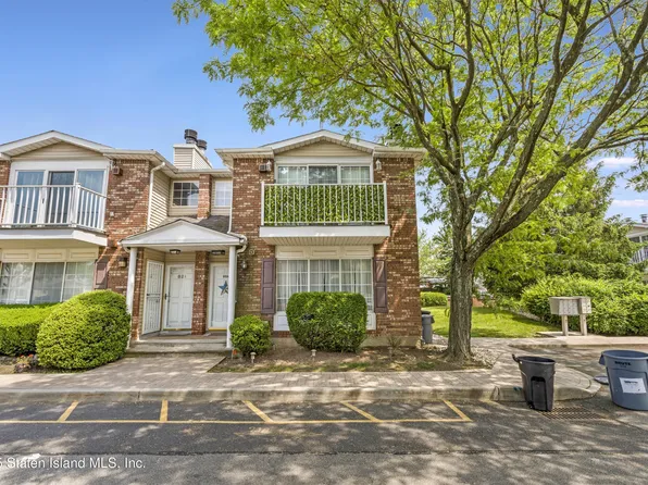 80 Saturn Ln #A, Staten Island, NY 10314