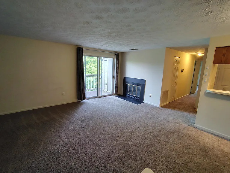 821 Stratford Way — Photo 13
