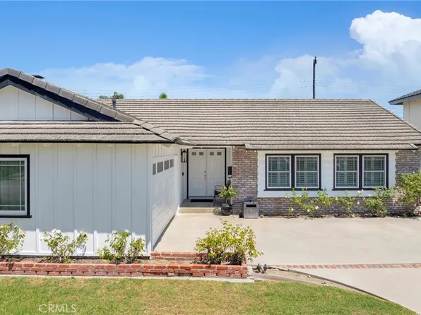 10462 Christopher St, Cypress, CA 90630