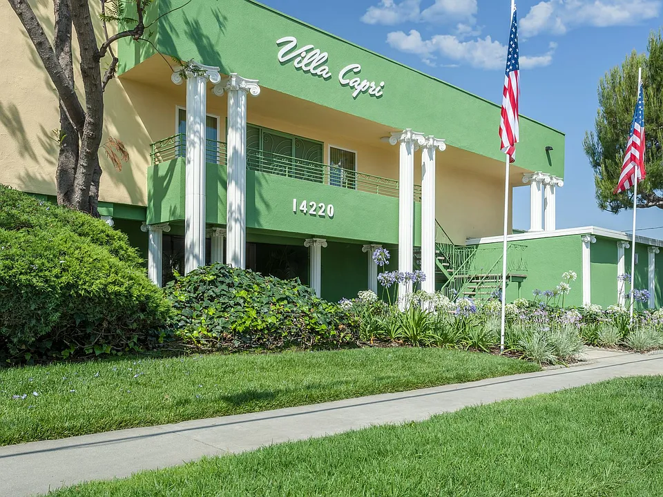 Villa Capri Apartments
