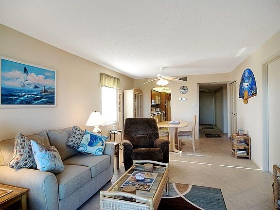 5th image of 520 Palm Springs Blvd APT 301
