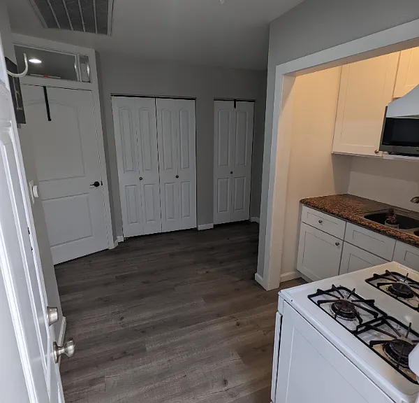 2537 Maynard Dr — Photo 11