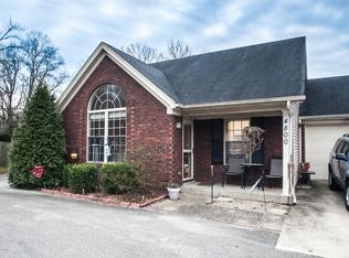 4800 Edge Ridge Rd, Louisville, KY 40258