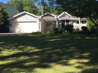 141 Birchwood Ave, Traverse City, MI