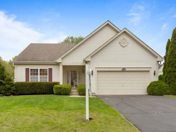 9231 Durham Dr, Huntley, IL 60142