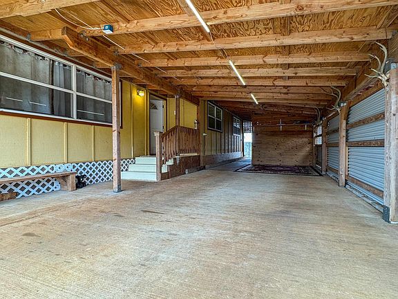 3rd image of 325 Gay St