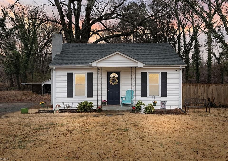 1st image of 4015 Pleasant Garden Rd