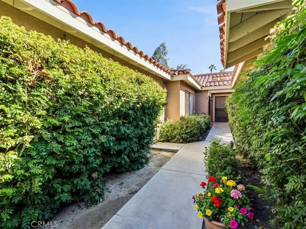 200 Seville Cir, Palm Desert, CA 92260