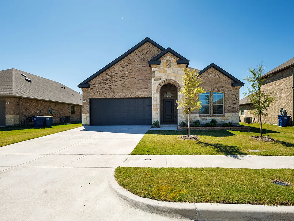 6993 Newby Ln