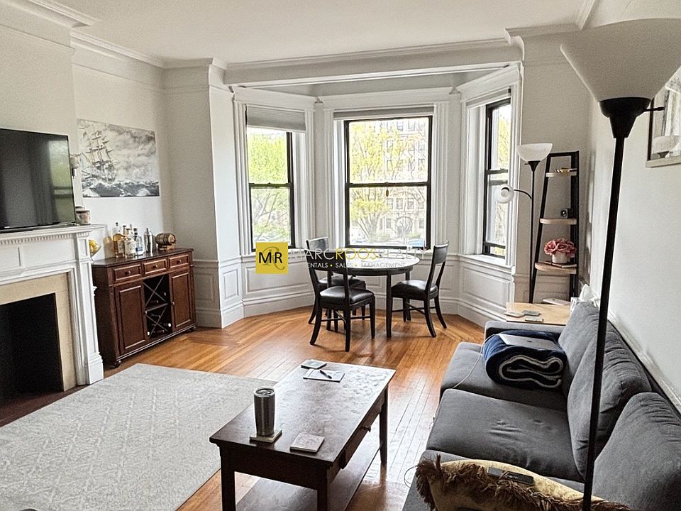 1st image of 464 Commonwealth Ave