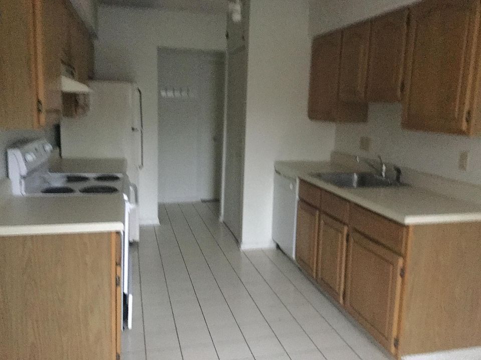 2nd image of 365 Mather St APT 13A