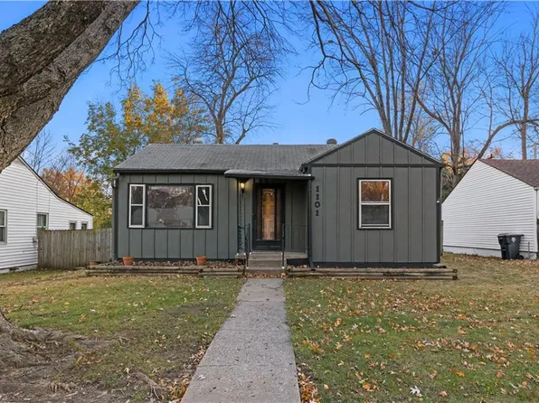 1101 NE 44th St, Kansas City, MO 64116
