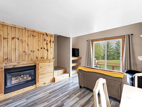 5th image of 3623 Zirbel Rd