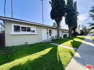 5558 Colbath Ave, Van Nuys, CA 91401
