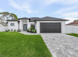309 SE 8th Terrace Cpe, Coral, FL 33990