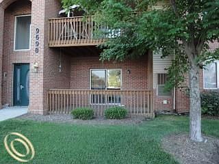 2nd image of 9682 Sawgrass Ct #28