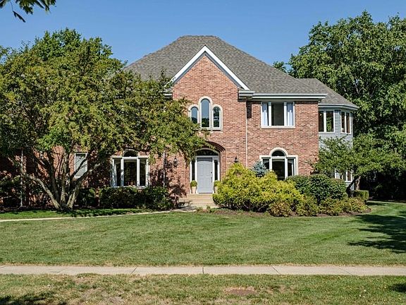 3rd image of 2051 Wembley Pl