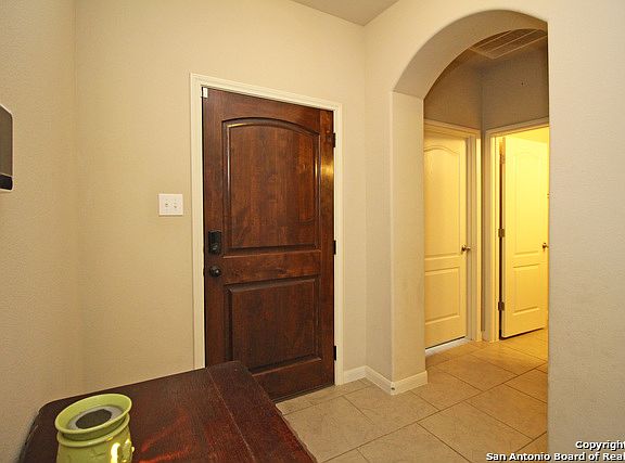 4th image of 7707 Palomino Ct