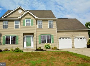 111 Green Meadow Cir, Townsend, DE 19734