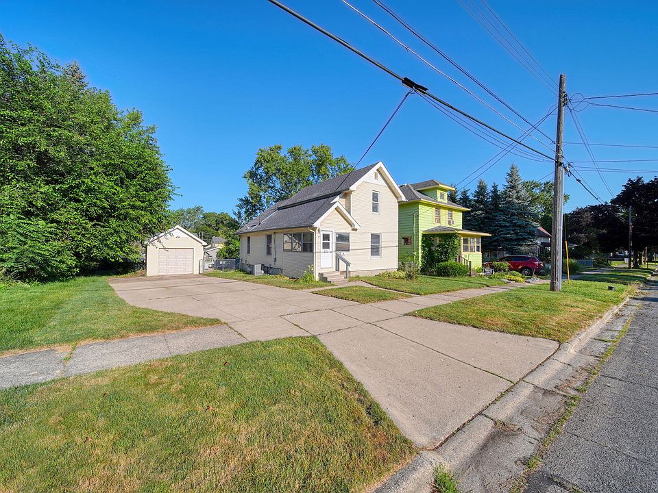 1st image of 622 Kennedy St