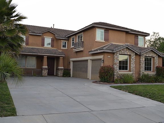 3rd image of 29623 Maxmillian Ave