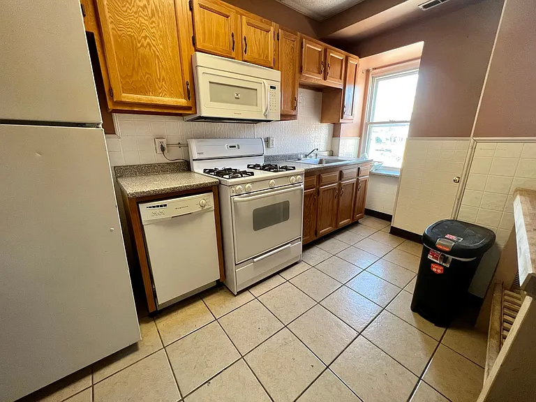 Powelton Ave 4007 — Photo 7