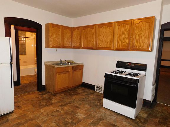 3rd image of 2857 N 2nd St #2859