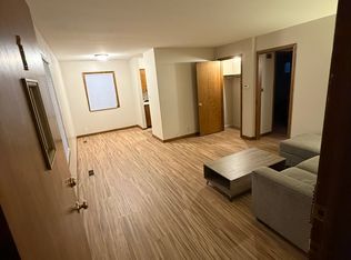 1835 S 40th St #1, Lincoln, NE 68506